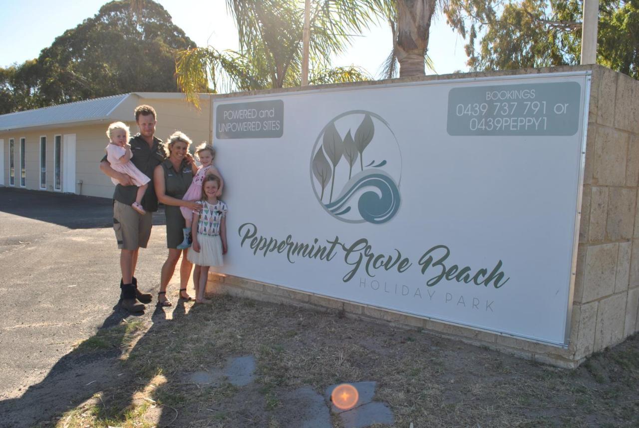 Peppermint Grove Beach Holiday Park Capel Exteriör bild